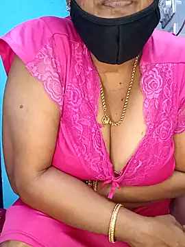 Snapshot of tamil_sarah chatting on 07/23/26, 07:28 tamil sarah online show from 07/23/26, 07:28