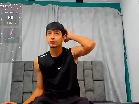 Snapshot of LyanLazarBBC chatting on 07/12/26, 12:07 LyanLazarBBC online show from 07/12/26, 12:07