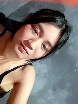 Snapshot of Rayya_4yy chatting on 06/10/26, 05:12 Rayya 4yy online show from 06/10/26, 05:12
