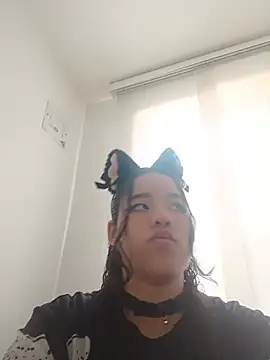 Snapshot of shayra_alina chatting on 08/09/26, 05:29 shayra alina online show from 08/09/26, 05:29