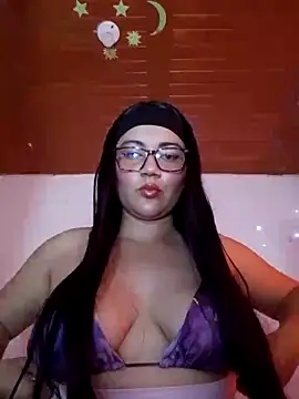 litle hot online show from 06/16/26, 10:34