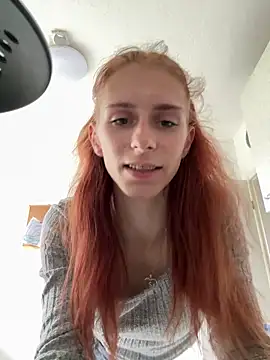 CherryBellaa online show from 06/12/26, 03:33