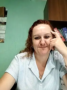 Snapshot of KarinaFlower99 chatting on 07/06/26, 10:23 KarinaFlower99 online show from 07/06/26, 10:23