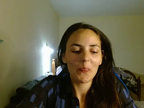 Snapshot of OliviaTheS chatting on 06/14/26, 08:00 OliviaTheS online show from 06/14/26, 08:00