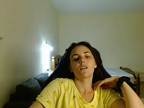 Snapshot of OliviaTheS chatting on 06/16/26, 08:00 OliviaTheS online show from 06/16/26, 08:00