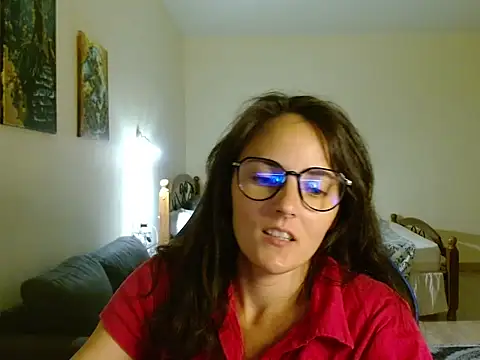 Snapshot of OliviaTheS chatting on 07/25/26, 08:06 OliviaTheS online show from 07/25/26, 08:06