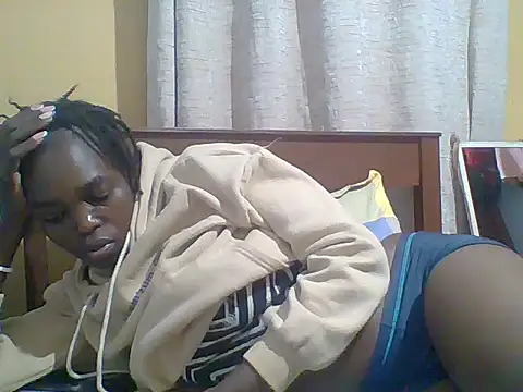 Snapshot of fancyfancy1 chatting on 06/18/26, 10:14 fancyfancy1 online show from 06/18/26, 10:14