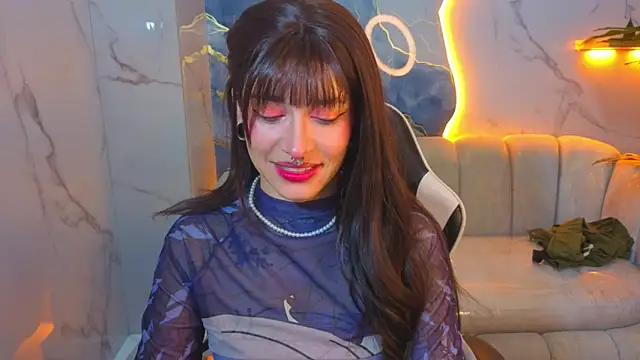 Lily Tx online show from 06/17/26, 12:40