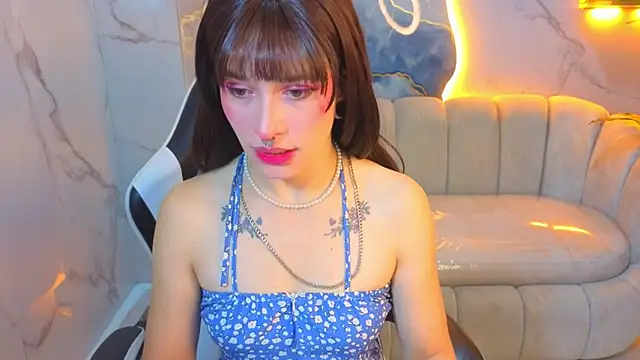Lily Tx online show from 06/21/26, 12:41