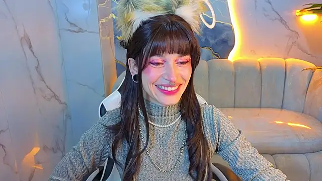 Lily Tx online show from 06/26/26, 12:42