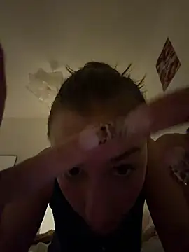 Snapshot of Violet_Velvet chatting on 07/11/26, 11:28 Violet Velvet online show from 07/11/26, 11:28
