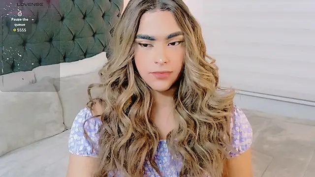 Snapshot of Scarlethvhonparker chatting on 10/08/25, 02:09 Scarlethvhonparker online show from 10/08/25, 02:09