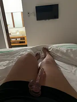NiaBeurette online show from 06/11/26, 07:23