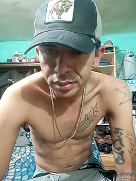Snapshot of blueizam chatting on 06/12/26, 11:57 blueizam online show from 06/12/26, 11:57