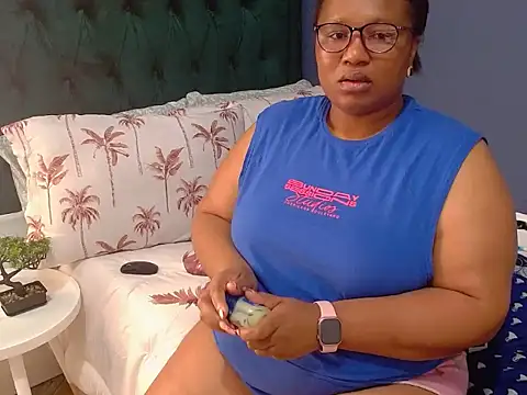 MISS BLACKBERY online show from 06/28/26, 06:19