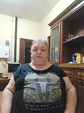 BeaFatLove online show from 06/16/26, 06:54