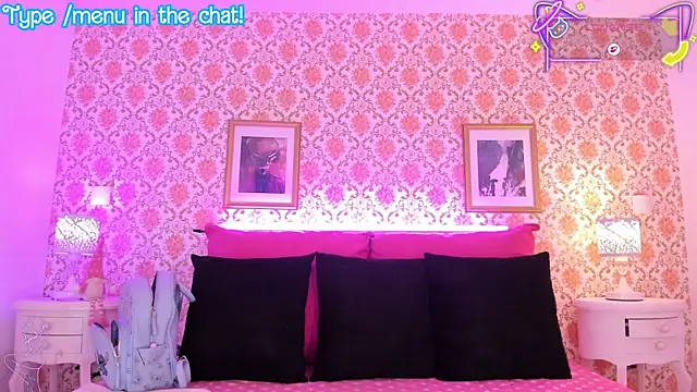Snapshot of SaraAvila chatting on 07/26/26, 11:00 SaraAvila online show from 07/26/26, 11:00
