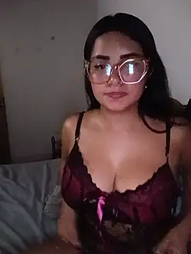 K AriDoll online show from 06/17/26, 10:43