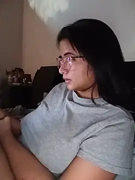 K AriDoll online show from 07/28/26, 03:21