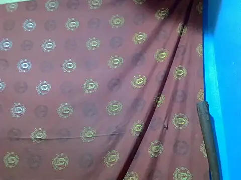 Snapshot of indianbeauty980 chatting on 06/13/26, 03:43 indianbeauty980 online show from 06/13/26, 03:43
