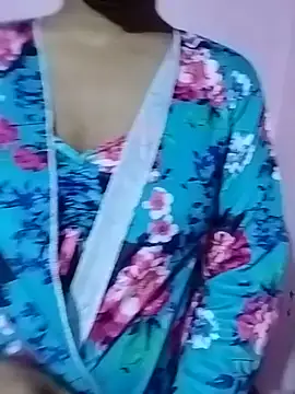 Snapshot of Sakshirani3 chatting on 06/16/26, 04:42 Sakshirani3 online show from 06/16/26, 04:42