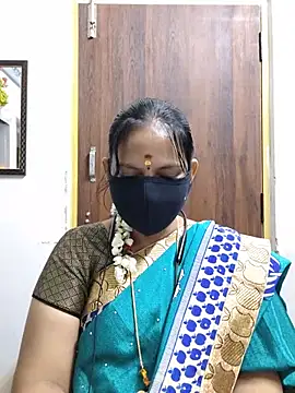Snapshot of Tamil_white_beauty chatting on 06/22/26, 05:54 Tamil white beauty online show from 06/22/26, 05:54