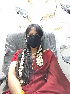 Snapshot of Tamil_white_beauty chatting on 07/28/26, 09:03 Tamil white beauty online show from 07/28/26, 09:03