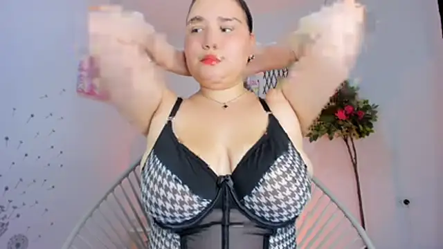 Snapshot of _bianca_busty chatting on 06/25/26, 08:46 bianca busty online show from 06/25/26, 08:46