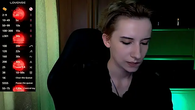 Snapshot of _Shadow_devil__ chatting on 06/18/26, 02:43 Shadow devil online show from 06/18/26, 02:43
