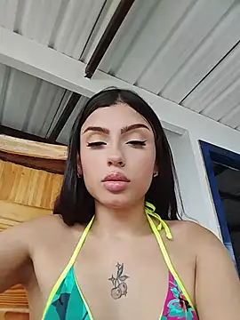 Snapshot of Susy_Doll1 chatting on 07/23/26, 08:40 Susy Doll1 online show from 07/23/26, 08:40