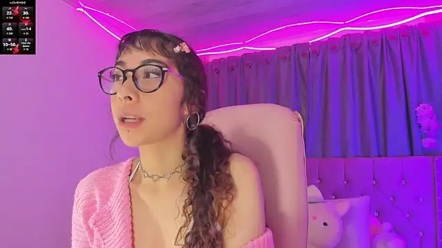 Sarah Moon1 online show from 07/10/26, 03:44