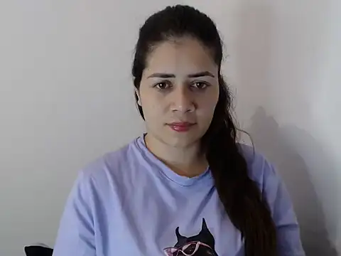 Luna zoe online show from 07/14/26, 02:05