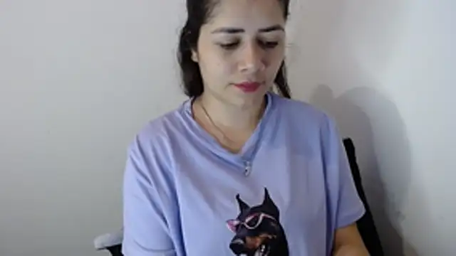 Luna zoe online show from 07/15/26, 10:04