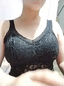 Snapshot of sexy_girll2k chatting on 06/24/26, 02:05 sexy girll2k online show from 06/24/26, 02:05