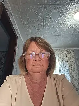 Snapshot of MilashkaCutie50 chatting on 07/19/26, 02:59 MilashkaCutie50 online show from 07/19/26, 02:59