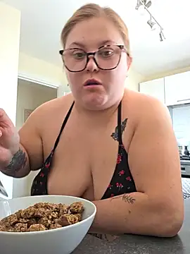 Ivy-Rose-xx online show from 06/21/26, 10:18
