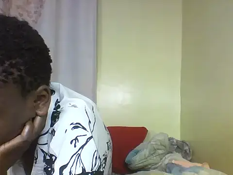 Snapshot of Liah_glo chatting on 07/14/26, 03:07 Liah glo online show from 07/14/26, 03:07