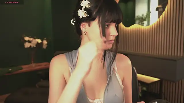 Snapshot of Michelle_Rain chatting on 07/15/26, 01:49 Michelle Rain online show from 07/15/26, 01:49