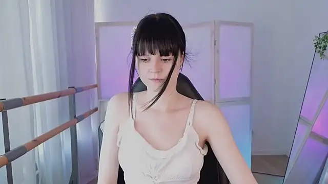 Snapshot of Michelle_Rain chatting on 07/18/26, 02:32 Michelle Rain online show from 07/18/26, 02:32
