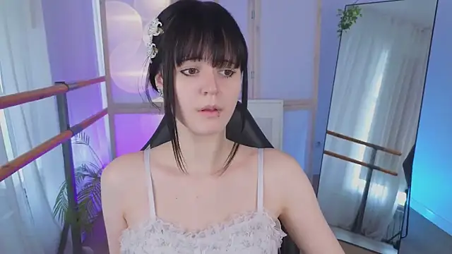 Snapshot of Michelle_Rain chatting on 07/22/26, 01:36 Michelle Rain online show from 07/22/26, 01:36