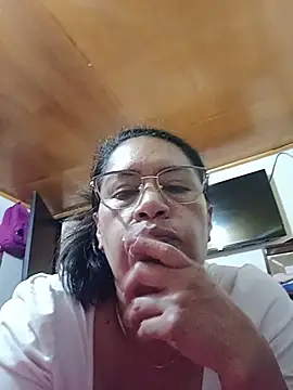 Emilif  online show from 06/29/26, 05:24