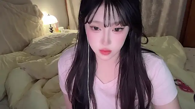 xinxinbabyisme online show from 08/09/26, 02:44