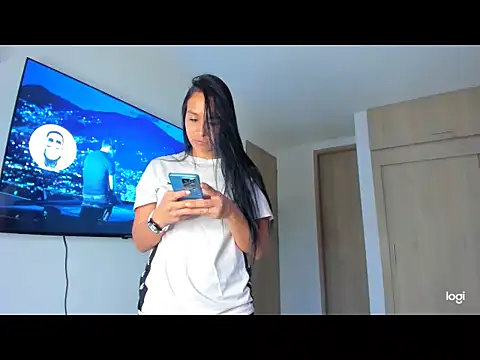 franshesca 000 online show from 08/04/26, 11:07
