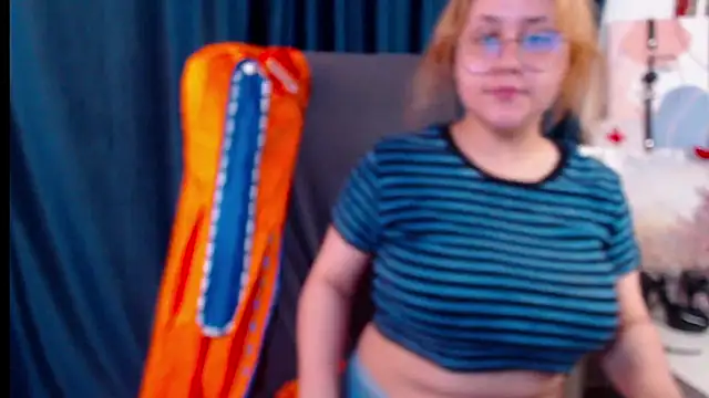 Snapshot of Judith_hypnosiss chatting on 06/29/26, 06:08 Judith hypnosiss online show from 06/29/26, 06:08