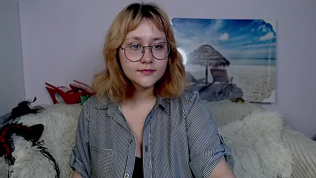 Snapshot of Judith_hypnosiss chatting on 07/15/26, 11:04 Judith hypnosiss online show from 07/15/26, 11:04