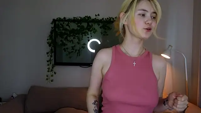 Emily Miu online show from 07/05/26, 04:19