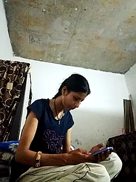 cutiegirlll online show from 06/25/26, 07:07