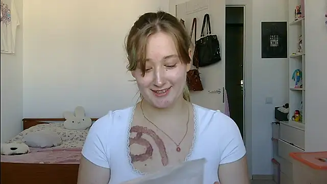 yourcherry3 online show from 06/19/26, 02:54