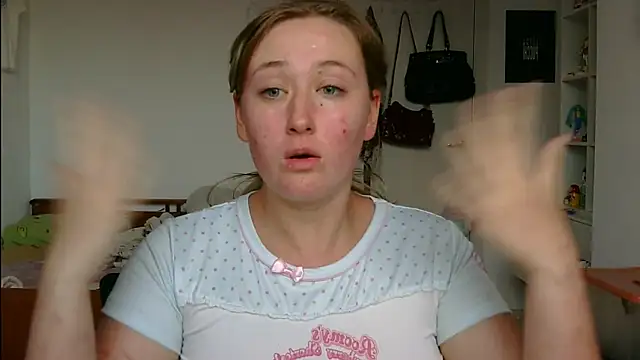 yourcherry3 online show from 06/20/26, 06:11