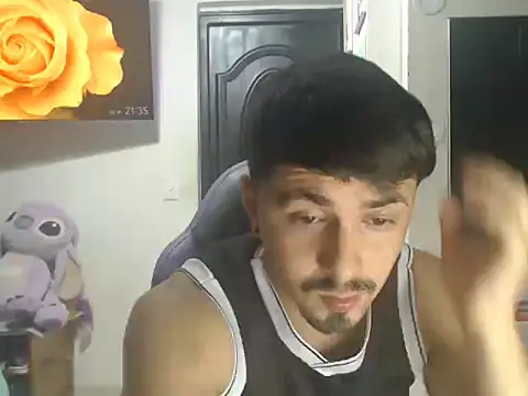 Snapshot of Sebas_Blessed chatting on 06/15/26, 02:36 Sebas Blessed online show from 06/15/26, 02:36